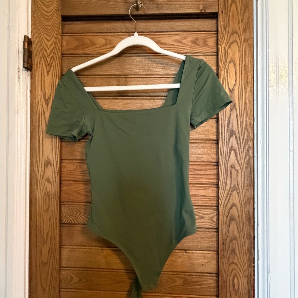Babaton Contour Olive Green Square-Neck Bodysuit